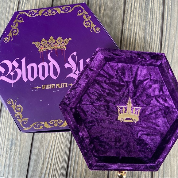 Jeffree Star Other - Jeffree Star Cosmetics Blood Lust Eyeshadow Palette
